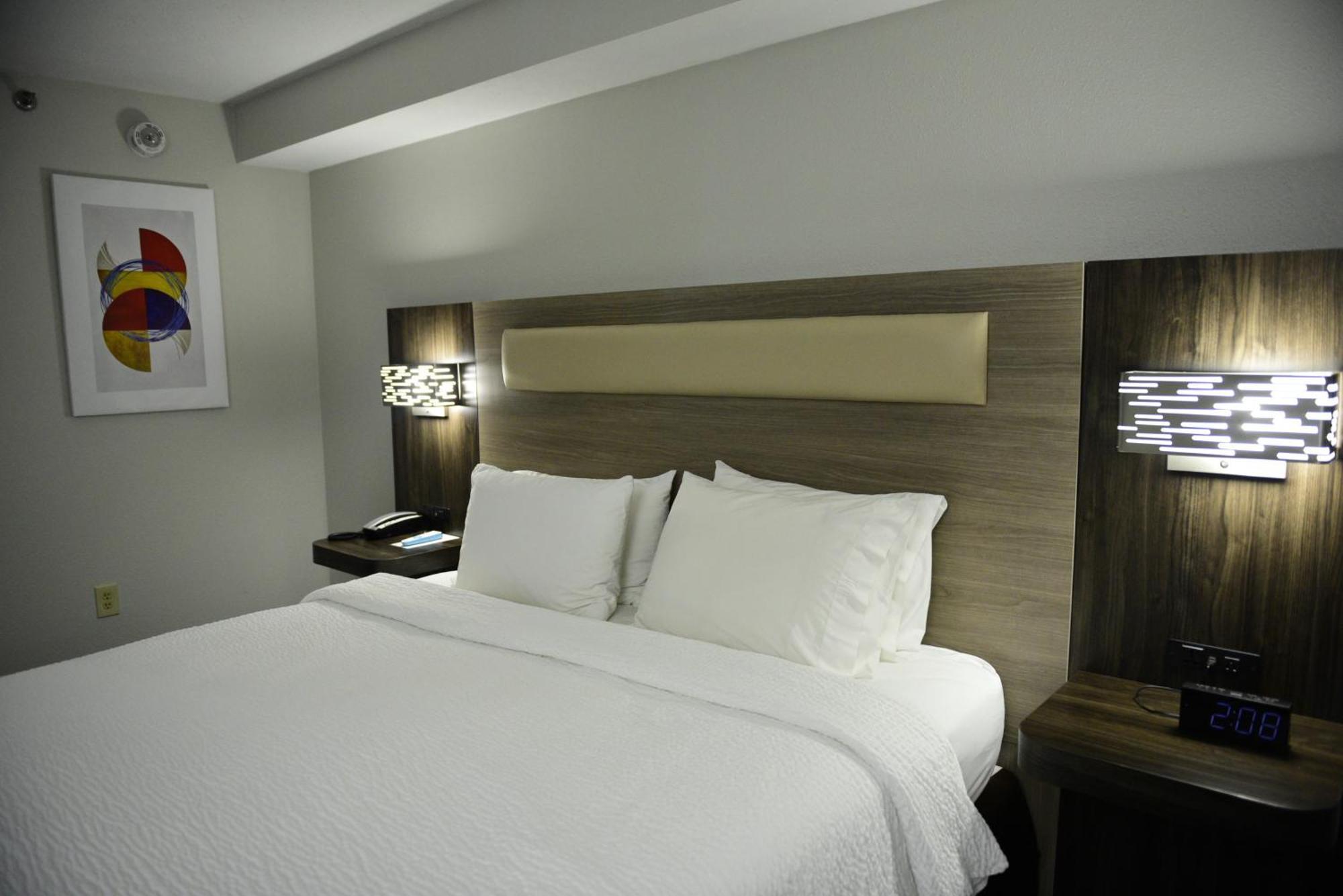 Elm Hotel, Ascend Collection Hotel
